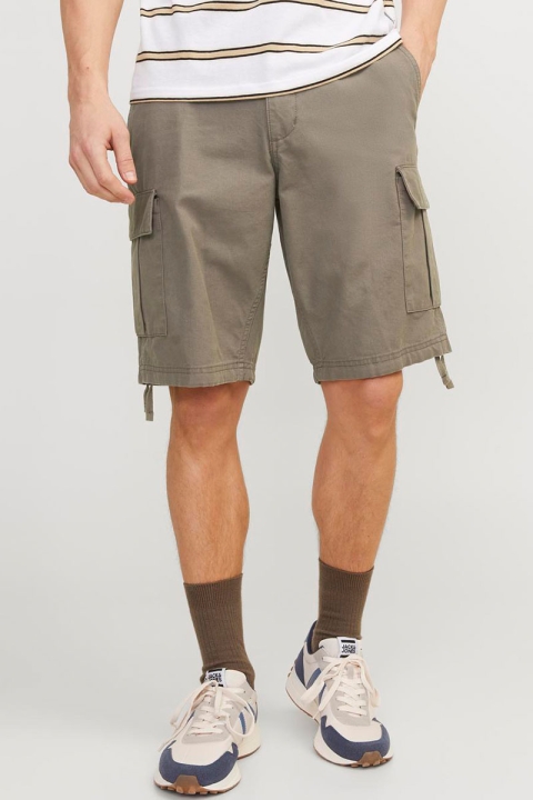 Jack & Jones Cole Barkley Cargo Shorts Bungee Cord