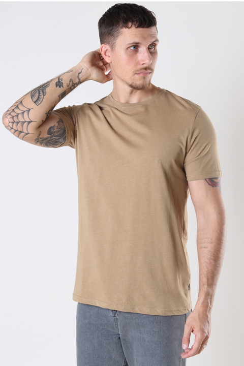 Solid Rock Basic Tee Sand