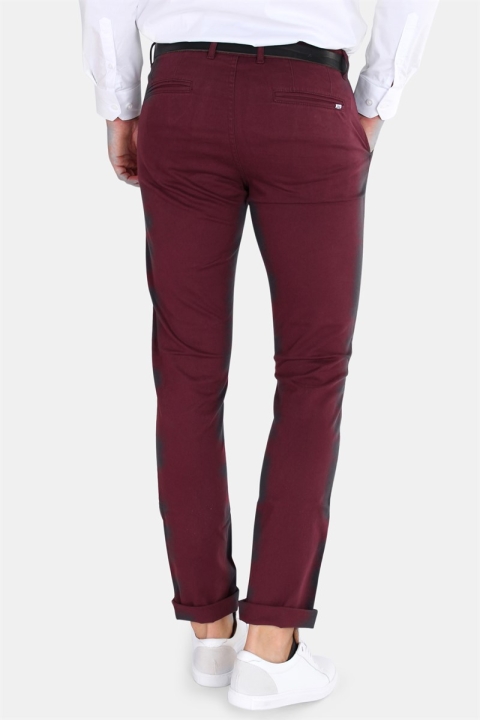 Kronstadt Daniel Stretch Chino Broek Dark Bordeaux