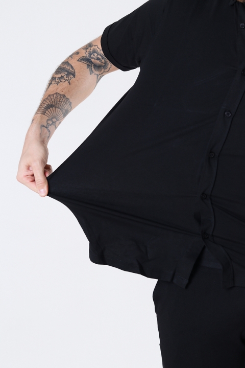 Clean Cut Copenhagen Hudson SOLID Stretch Shirt S/S Black