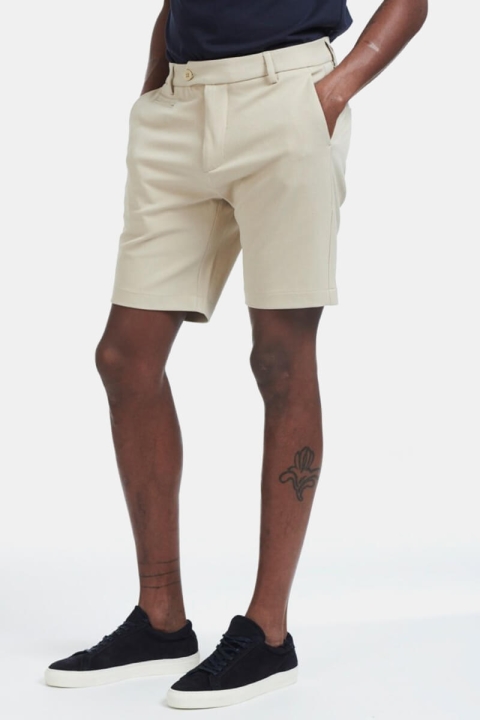 Les Deux Como Shorts Khaki