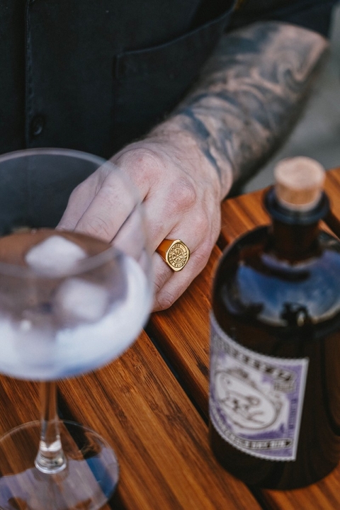 Northern Legacy Oversize Vegvisir Ring Gold