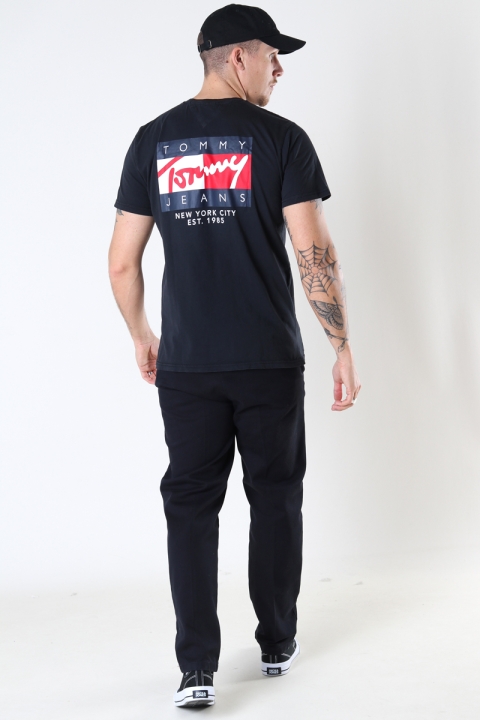 TOMMY JEANS TJM VINTAGE FLAG SIGNATURE TEE Black