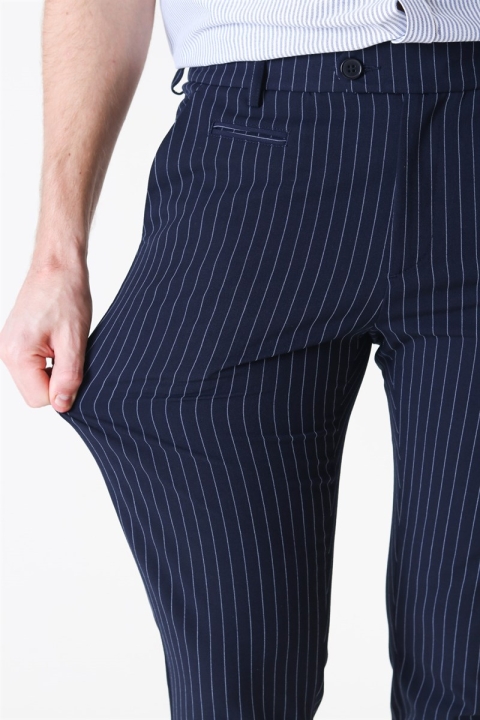 Les Deux Como Light Pinstripe Pak Pants D.Navy/Provincial blue