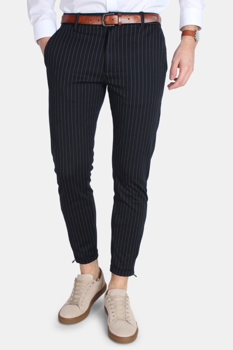 Gabba Pisa Chino Pinstripe Broek Navy Stripe