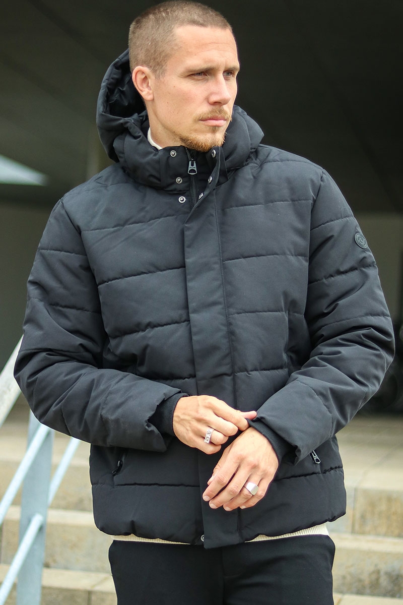 Black puffa shop